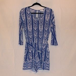 NWOT Blue/White Patterned 3/4 Sleeve Romper Sz:S